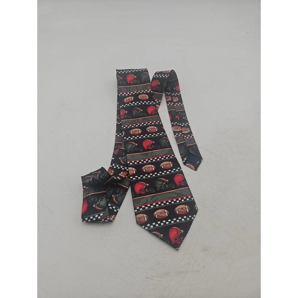 Steven Harris Hand Made Football Theme Tie Polyester Preowend